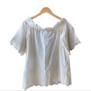 NWT H&M Off The Shoulder Eyelet Blouse Cream Size 8/M